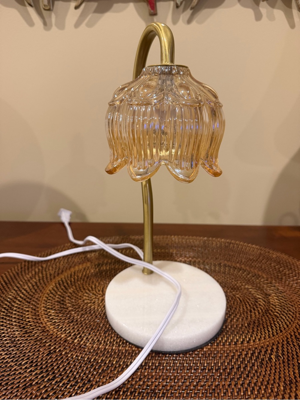 NWOB. Amber Glass Tulip Candle Heat Lamp with Marble Base